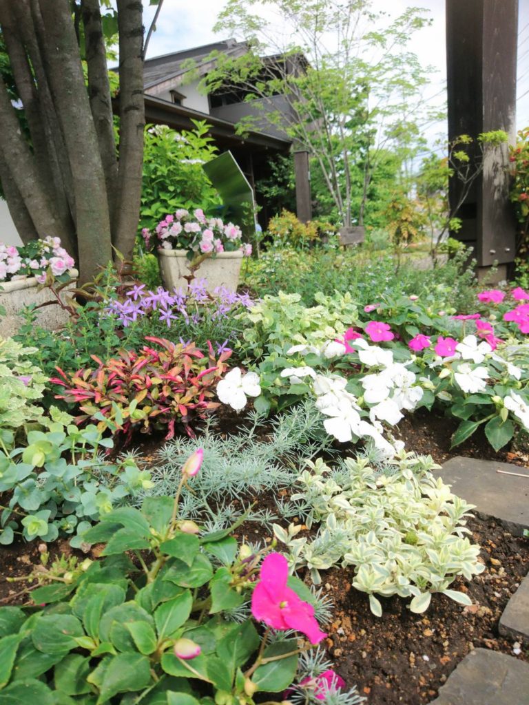 群馬県前橋市で薪ストーブや自然素材を使った木の家のおしゃれな新築注文住宅を建てるなら小林建設												