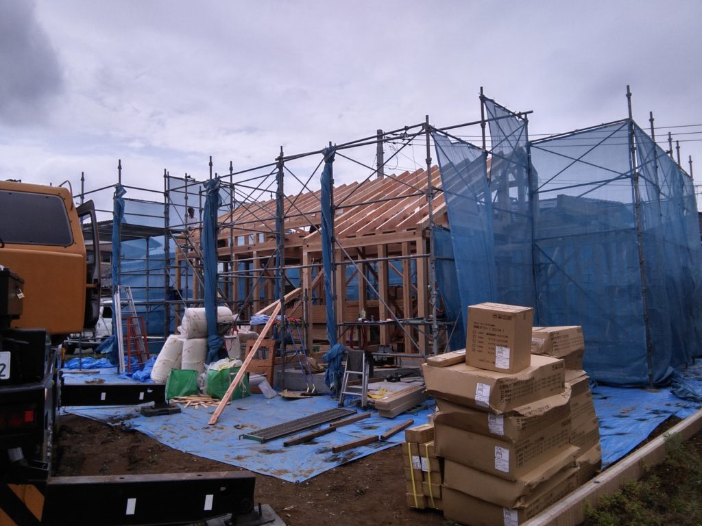 群馬県藤岡市で薪ストーブや自然素材を使った木の家のおしゃれな新築注文住宅を建てるなら小林建設
