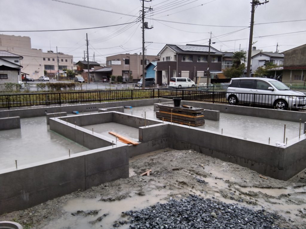 群馬県藤岡市で薪ストーブや自然素材を使った木の家のおしゃれな新築注文住宅を建てるなら小林建設