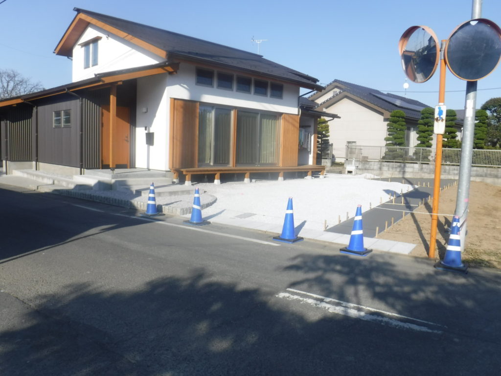 埼玉県鴻巣市で薪ストーブや自然素材を使った木の家のおしゃれな新築注文住宅を建てるなら小林建設