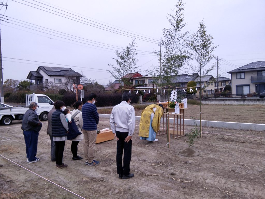 群馬県藤岡市で薪ストーブや自然素材を使った木の家のおしゃれな新築注文住宅を建てるなら小林建設