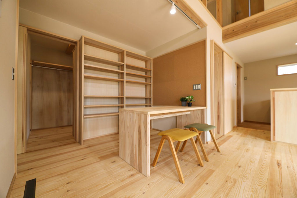埼玉県鴻巣市で造作家具が造れる注文住宅は小林建設