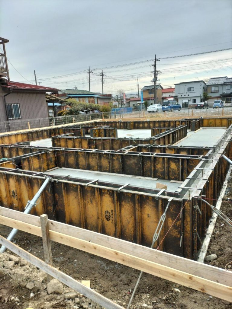 群馬県藤岡市で薪ストーブや自然素材を使った木の家のおしゃれな新築注文住宅を建てるなら小林建設