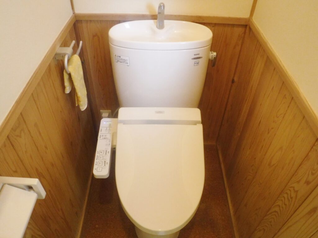 トイレのトラブルはいろいろな原因があります。