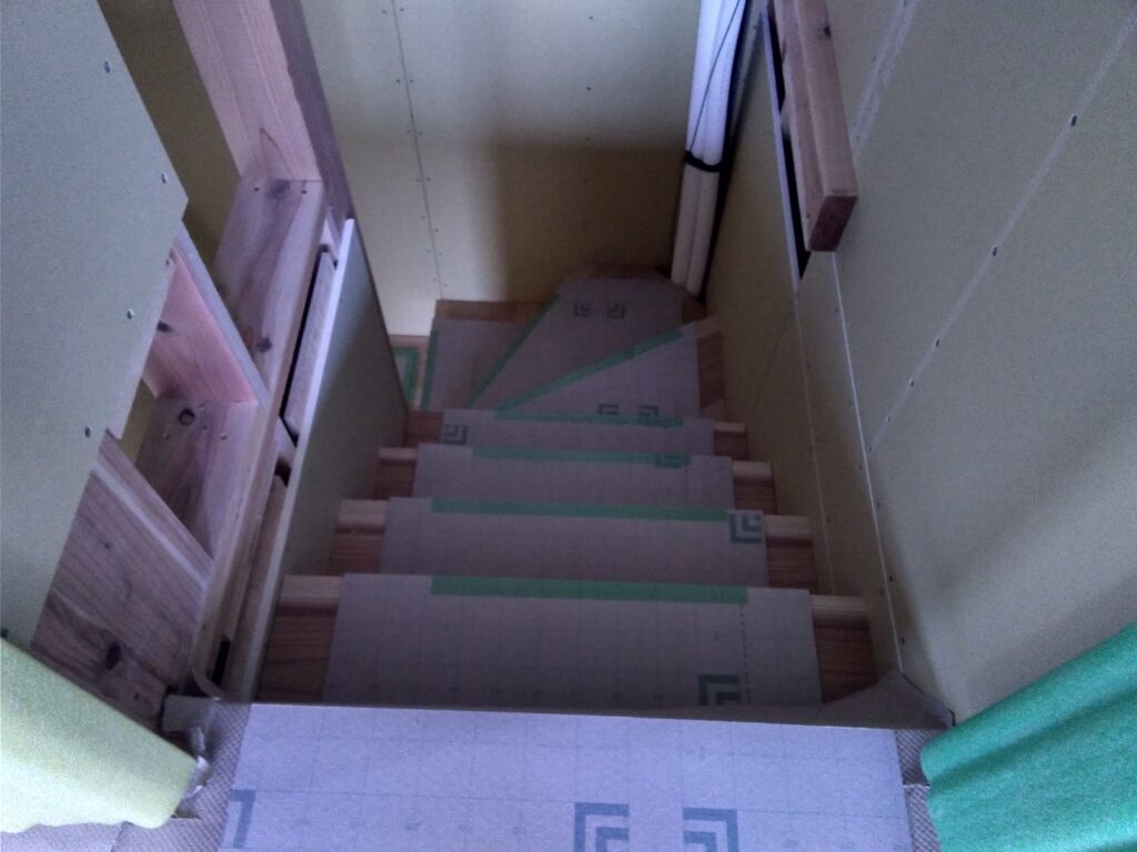 階段組立完了の写真