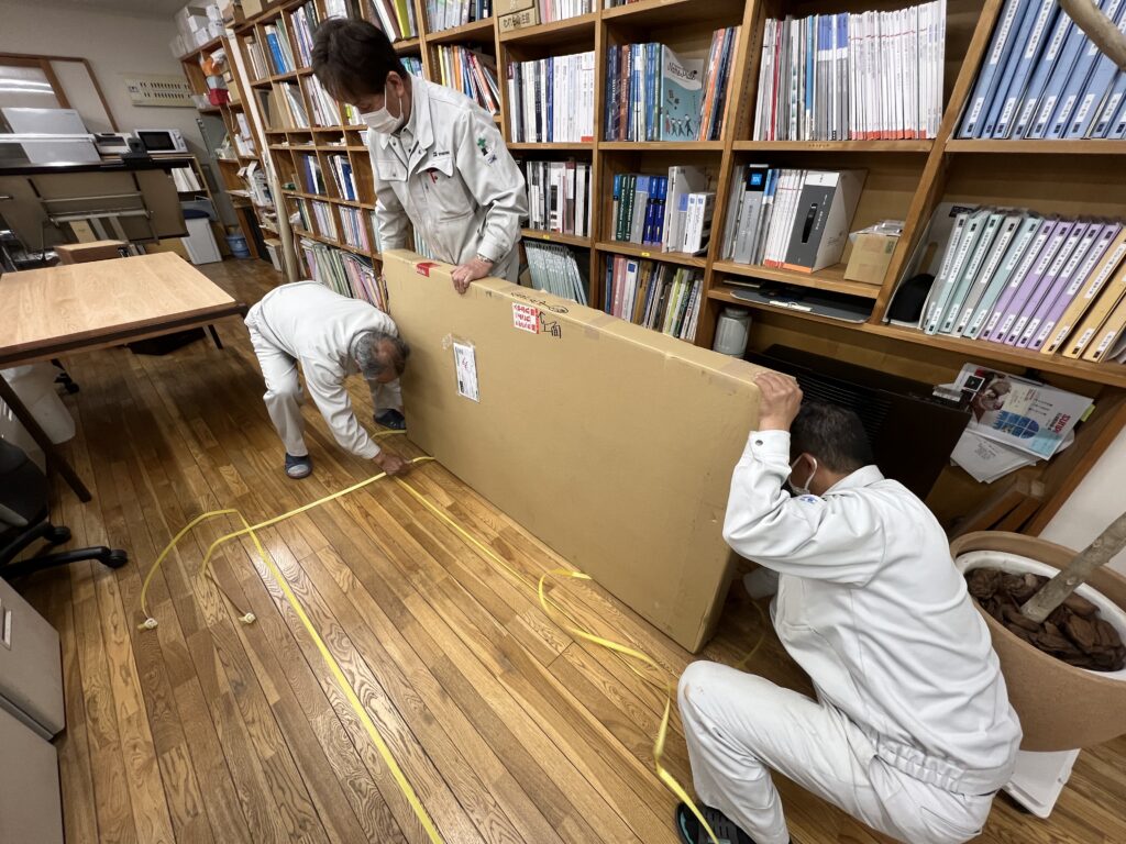 大きな荷物の搬入