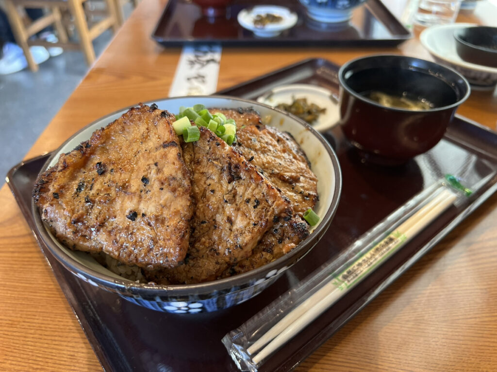 豚みそ丼