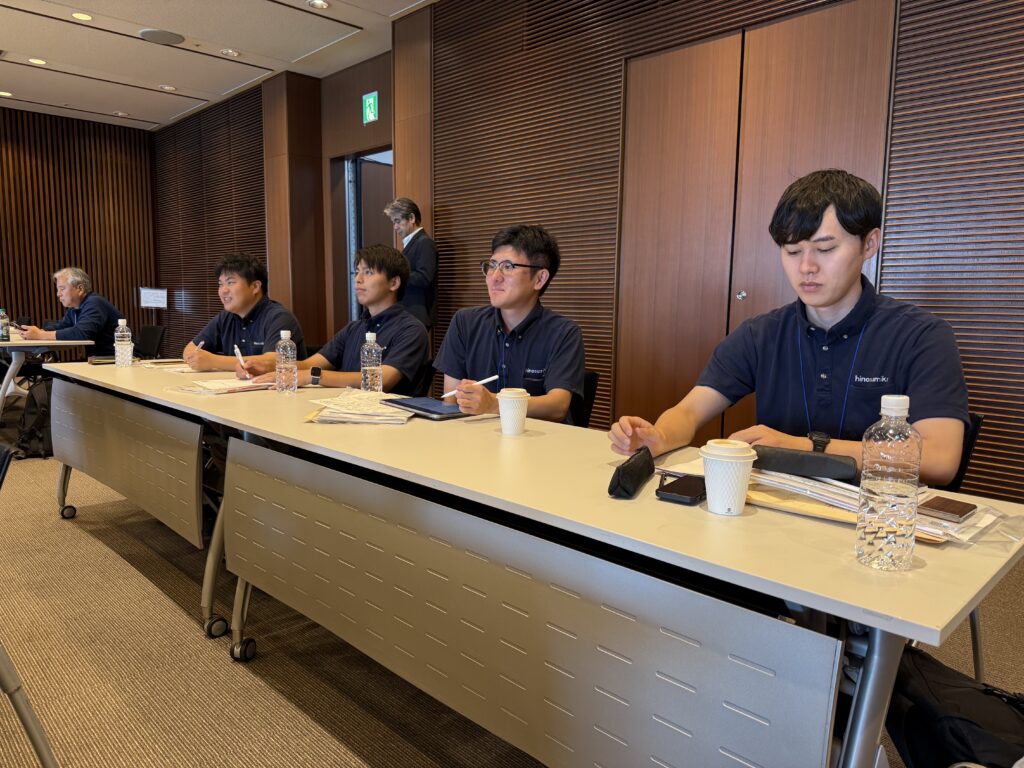 OM経営者会議に参加の様子