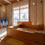 やっと使えた木の玉プール