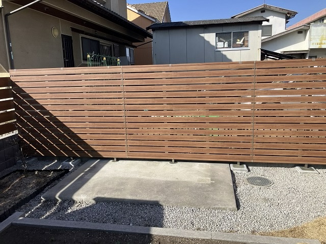 目隠しフェンス