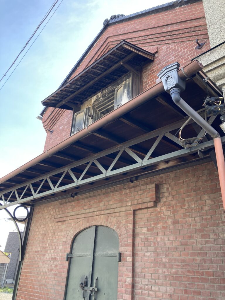 レンガ造りの古い建物
