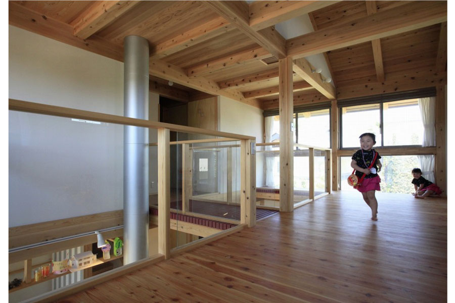 開放感があり、将来部屋を区切ることができる明るい広々子供室なら埼玉県本庄市の小林建設