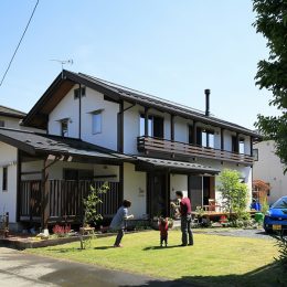 古民家風の仕上がりで、デザイン性のある二階建の木の家を建てるなら埼玉県本庄市の小林建設