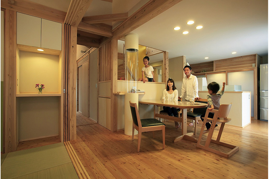 家族が自然と集まるダイニング空間なら埼玉県本庄市の小林建設