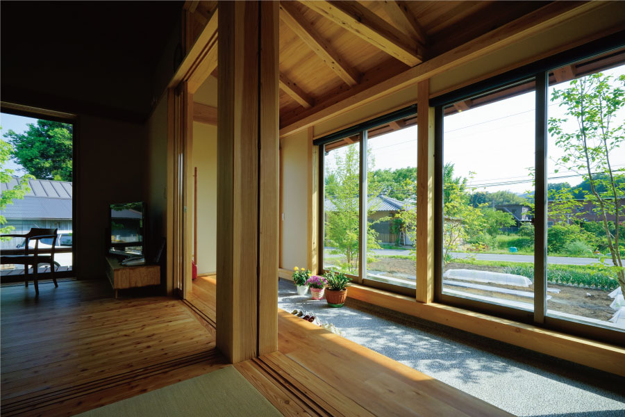 たくさんお客さんを招いても大丈夫な広い土間玄関なら埼玉県本庄市の小林建設
