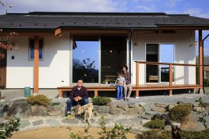 おやすみの日はお気に入りのデッキでひとやすみできる平屋なら埼玉県本庄市の小林建設