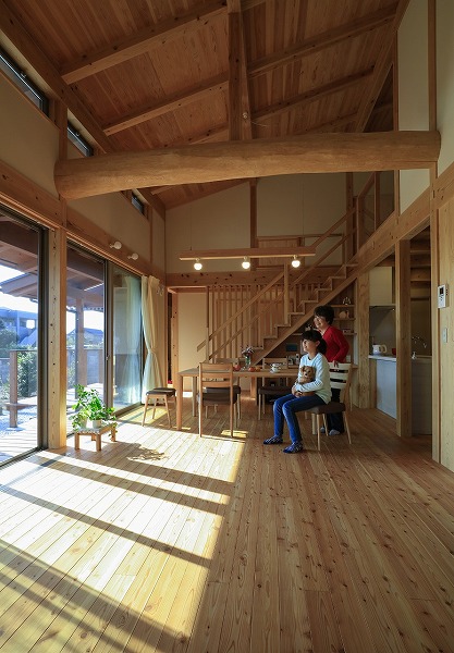 広々14畳のリビングダイニングなら埼玉県本庄市の小林建設