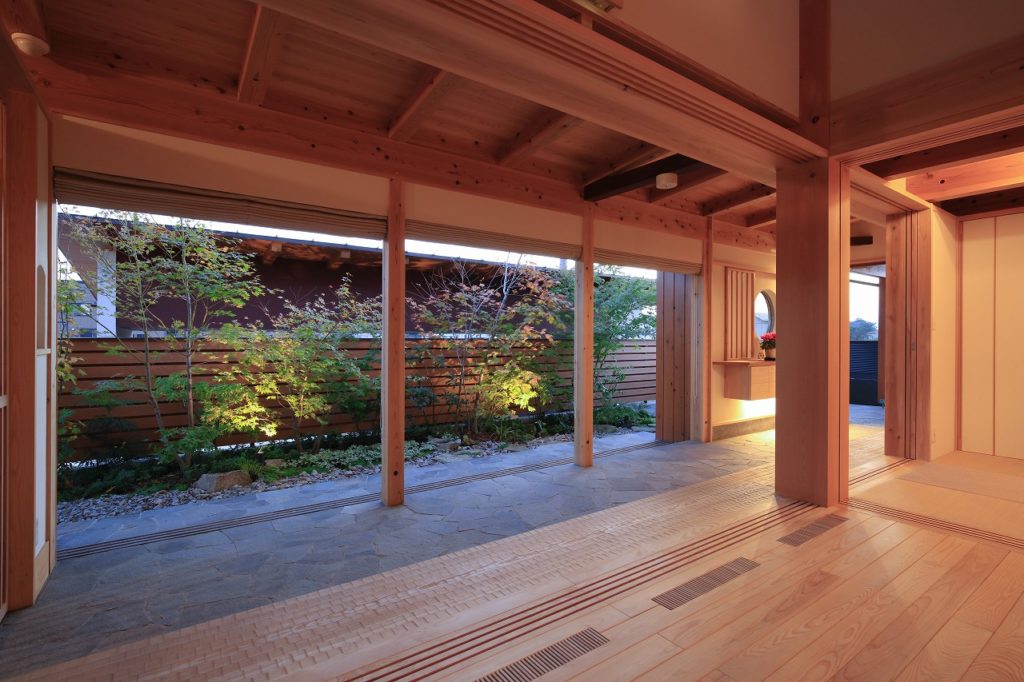 群馬県伊勢崎市で自然素材を使った注文住宅を建てるなら小林建設