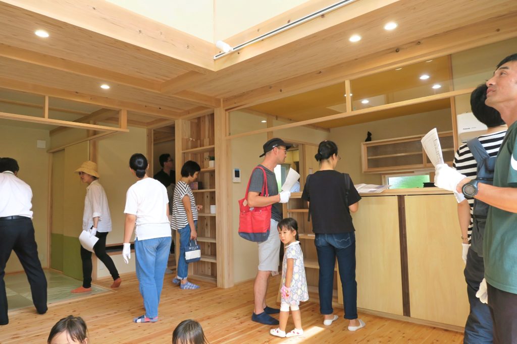 埼玉県鴻巣市で自然素材を使ったおしゃれな家を建てるなら小林建設