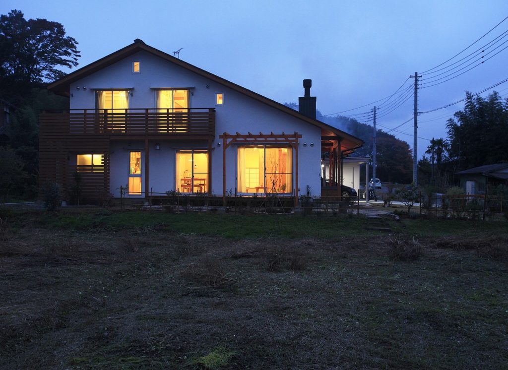 埼玉県深谷市で薪ストーブの新築住宅は小林建設
