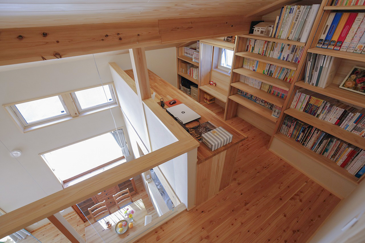 埼玉県秩父郡皆野町で自然素材を使った書斎のある注文住宅を建てるなら小林建設