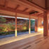 間接照明がやさしく照らす土間玄関なら埼玉県本庄市の小林建設
