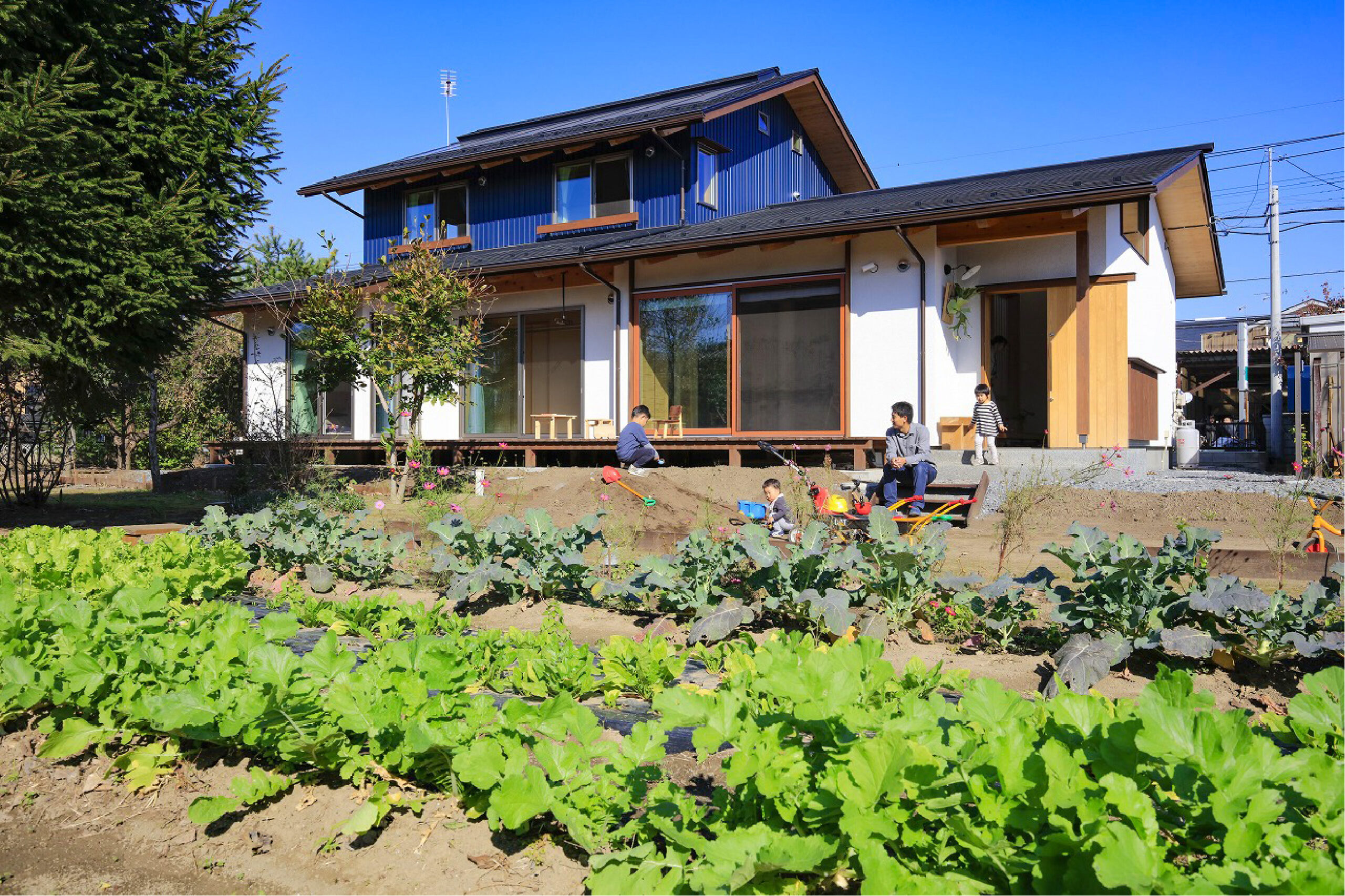 ガルバリウム鋼板とリシン掻き落としで仕上げた外観なら埼玉県本庄市の小林建設