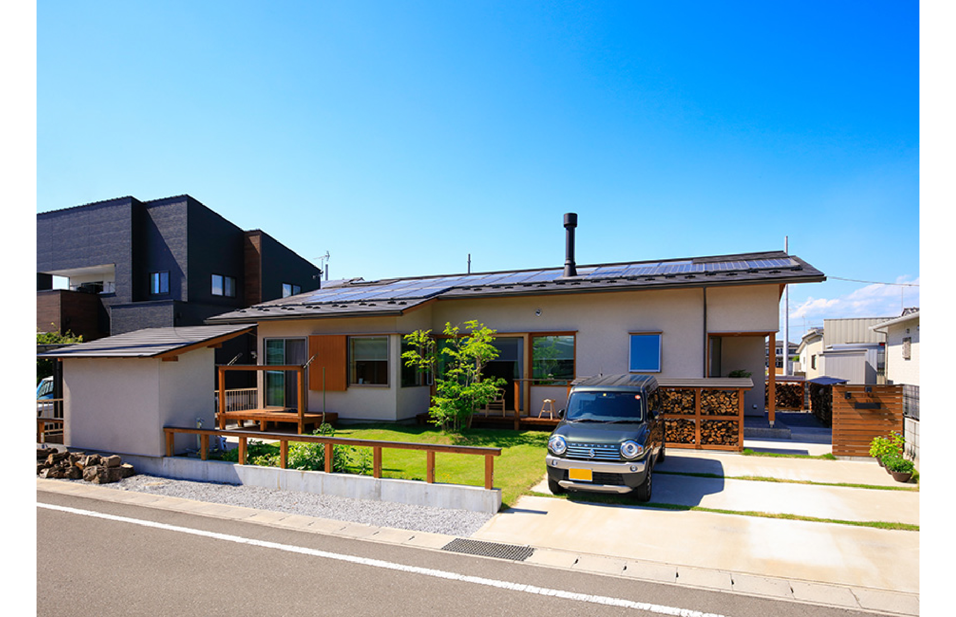 群馬県邑楽郡邑楽町に家の中心に薪ストーブのある暖かい注文住宅の”木の家”が建ちました。