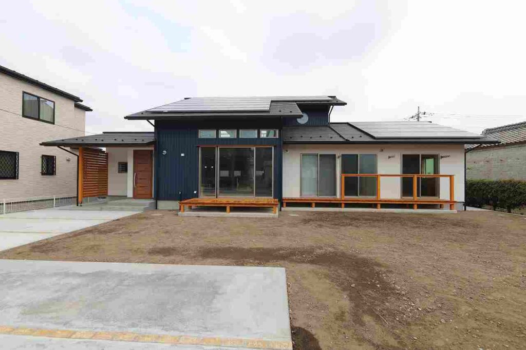 陽の栖小林建設が群馬県高崎市に建てた新築注文住宅の完成見学会の外観写真