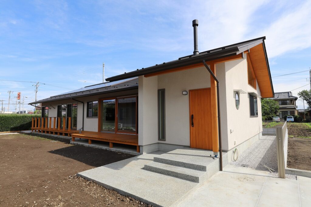 陽の栖小林建設が埼玉県本庄市に建てた新築注文住宅の完成見学会の外観写真