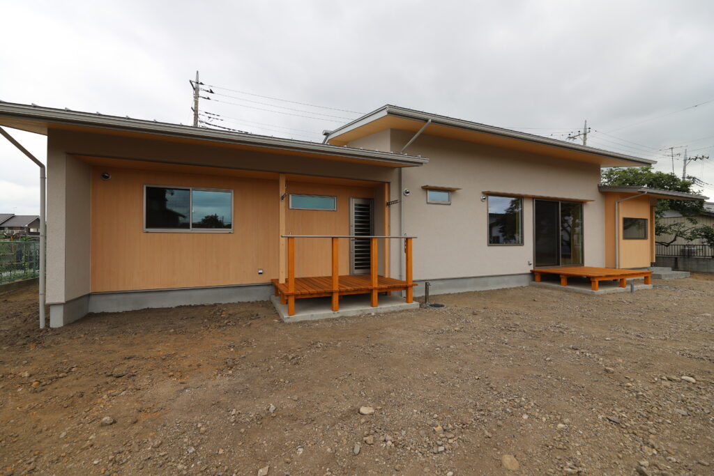 陽の栖小林建設が群馬県太田市に建てた新築注文住宅の外観写真