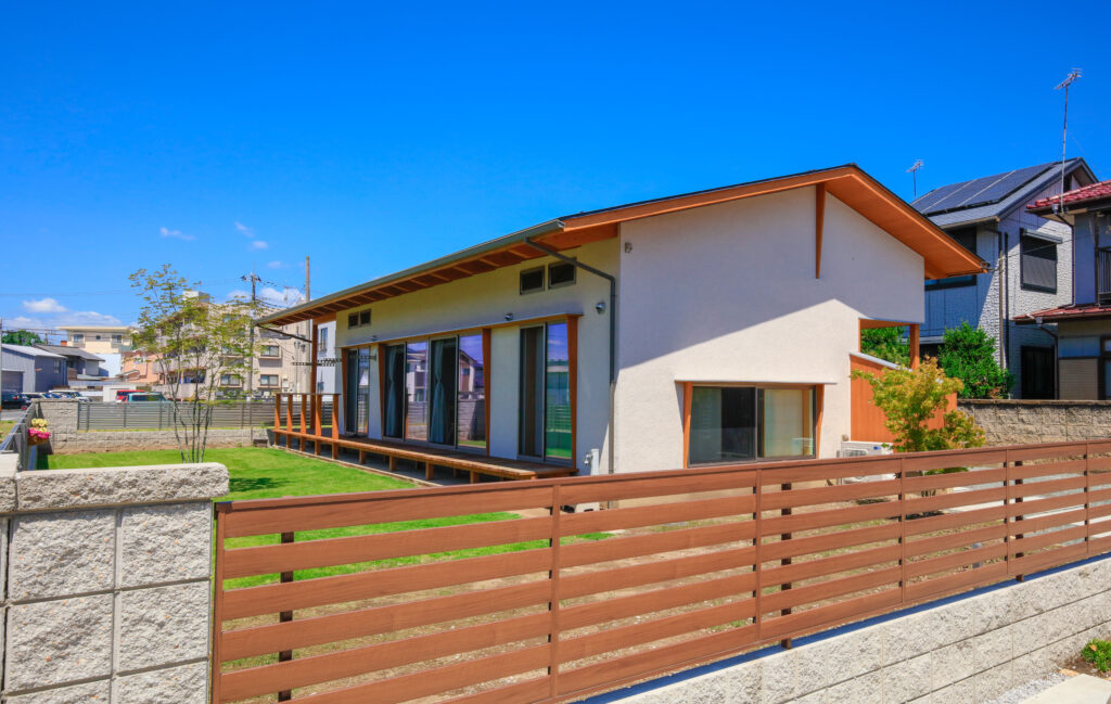 陽の栖小林建設が埼玉県寄居町に建てた新築注文住宅の完成見学会の外観イメージ写真