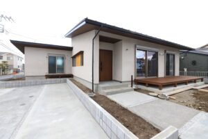 陽の栖小林建設が埼玉県本庄市に建てた新築注文住宅の完成見学会の外観写真