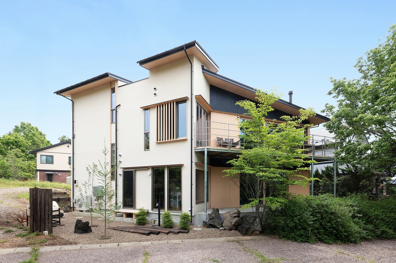 別荘のようなスキップフロアの家