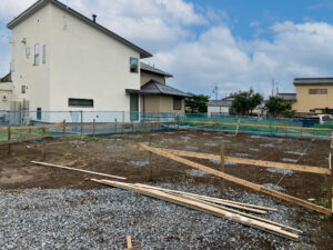 基礎の水盛りを行いました