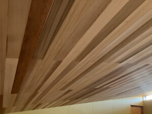 天井羽目板を施工しました