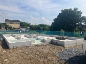 基礎型枠を脱型しました