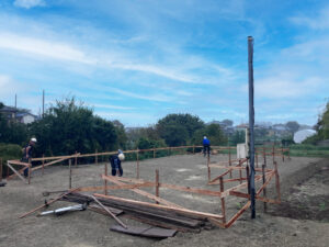 水盛りを行い、基礎工事が始まりました