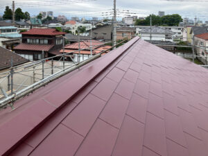 屋根工事を進めました