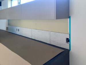 キッチンのタイルを施工しました